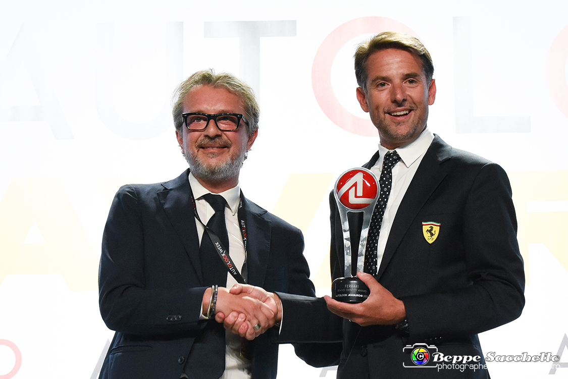 VBS_4421 - Autolook Awards 2022 - Esposizione in Piazza San Carlo.jpg
